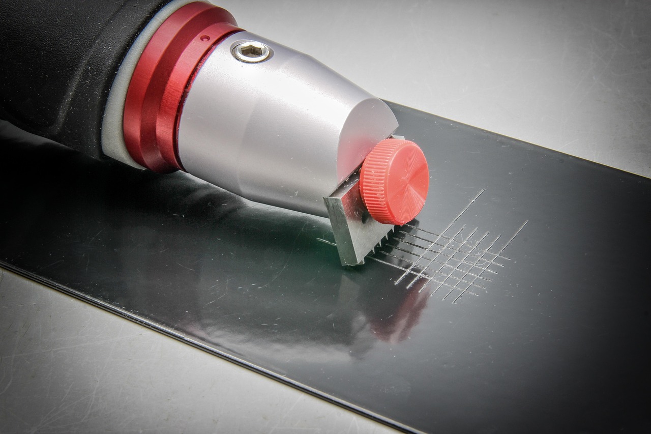 Cross-cut adhesion test on a coated panel